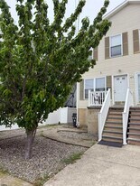 43 N Trenton Ave in Atlantic City, NJ - Building Photo