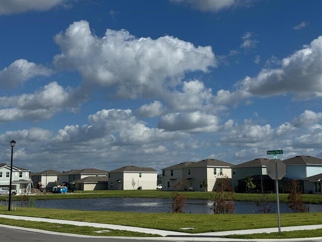 7111 E Pine Pkwy in Ft. Myers, FL - Building Photo - Building Photo