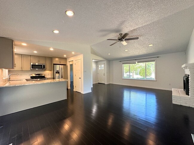 property at 2312 Shepard St