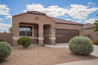 2403 E Alida Trail in Casa Grande, AZ - Building Photo - Building Photo