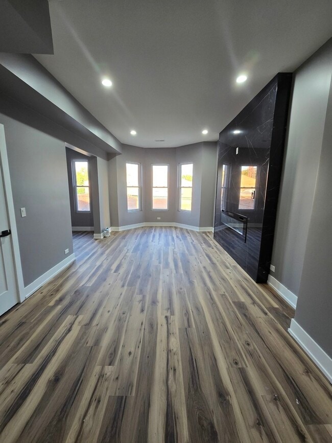 3732 S Calumet Ave in Chicago, IL - Building Photo - Building Photo