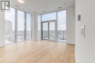 1285 Dupont St in Toronto, ON - Building Photo - Building Photo