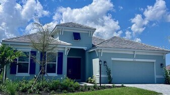 8101 Wild Blue Ter in Sarasota, FL - Building Photo