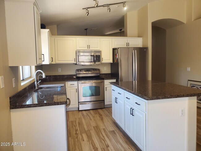 10278 E Blanche Dr in Scottsdale, AZ - Building Photo - Building Photo