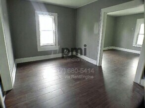 213 Madison Ave in Anderson, IN - Building Photo - Building Photo