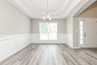 185 Revolutionary Dr in Hampton, GA - Building Photo - Building Photo
