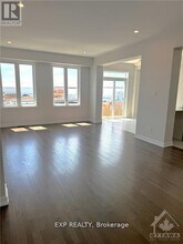 513 Oldenburg Ave in Ottawa, ON - Building Photo - Building Photo