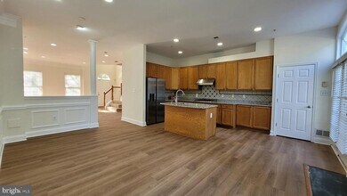 13037 Town Commons Dr in Germantown, MD - Building Photo - Building Photo