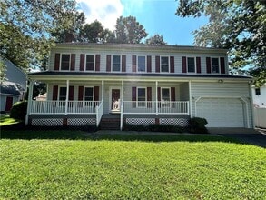 11104 Kentshire Ln in Chester, VA - Building Photo - Building Photo