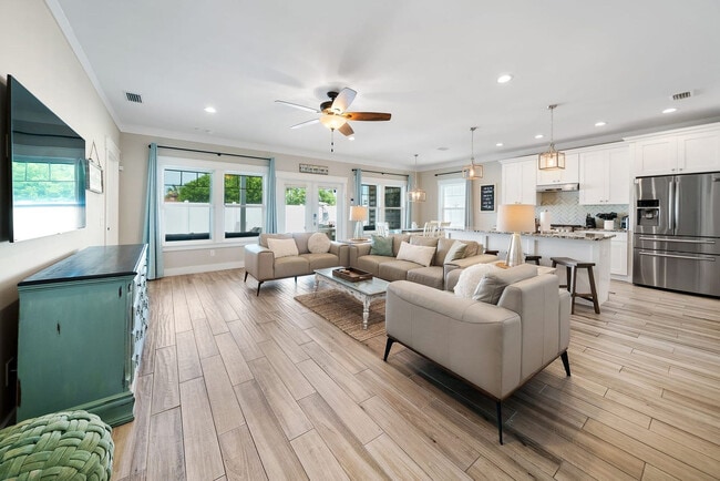 property at 121 Christmas Tree Ln