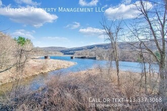 315 Woronoco Rd in Russell, MA - Building Photo - Building Photo