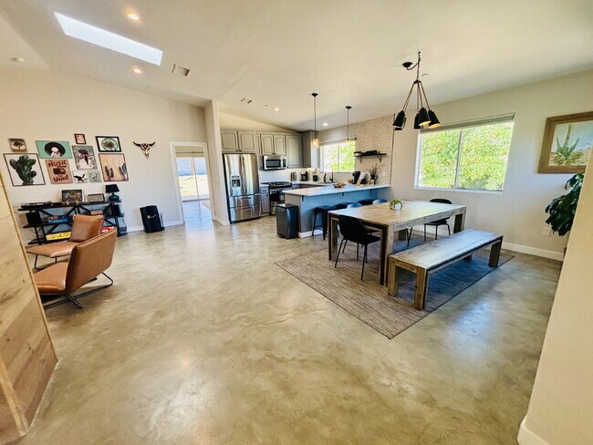 61715 Navajo Trail in Joshua Tree, CA - Building Photo - Building Photo