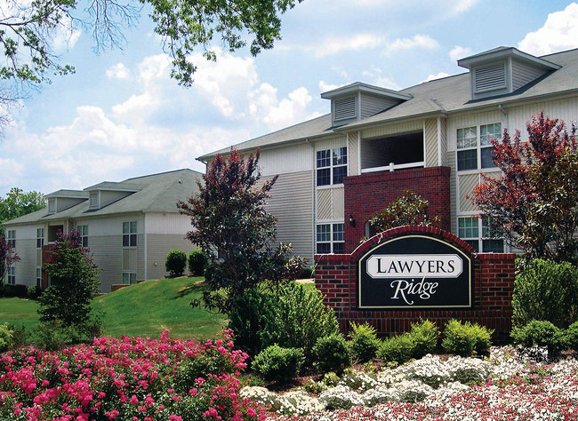 Lawyers Ridge in Charlotte, NC - Building Photo - Building Photo