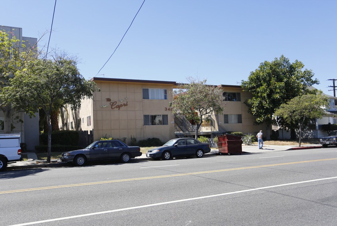 The Capri in Glendale, CA - Building Photo