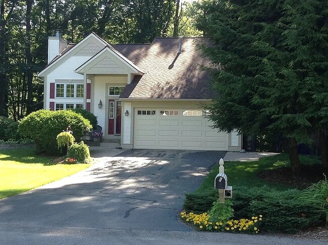 property at 2036 Breeze Dr