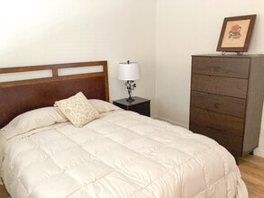 571 Hill St in Los Alamos, CA - Building Photo - Building Photo