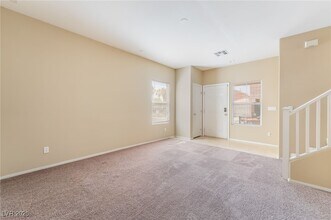 6888 Bronze Meadow Ave in Las Vegas, NV - Building Photo - Building Photo