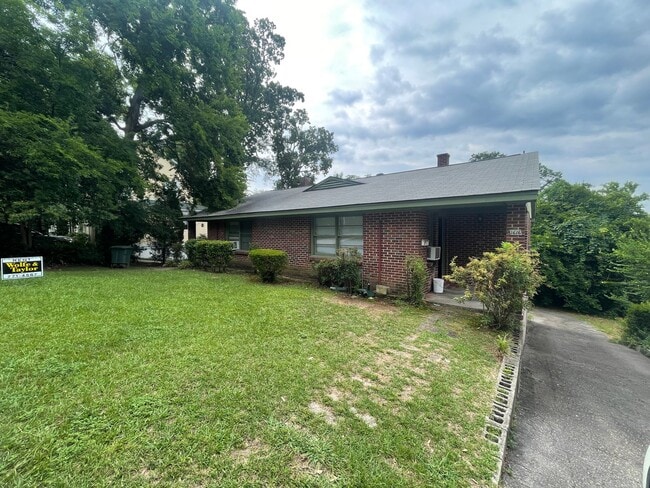 property at 1618-1618 Heyward St