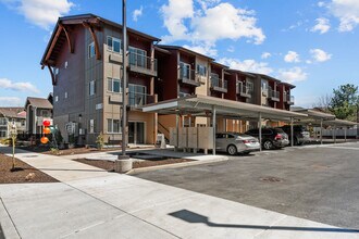 Peak 42 in Bend, OR - Building Photo - Building Photo