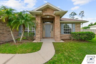 24 Pittwick Ln in Palm Coast, FL - Building Photo - Building Photo