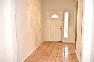 18314 Manorcliff Ln in Katy, TX - Building Photo - Building Photo
