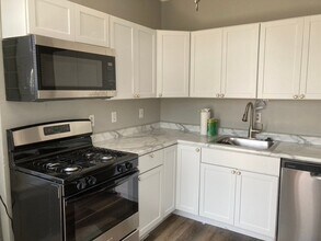 6814 Primrose Ave in St. Louis, MO - Foto de edificio - Building Photo