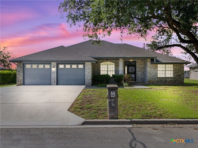 1625 Sunnybrook Dr in New Braunfels, TX - Building Photo - Building Photo