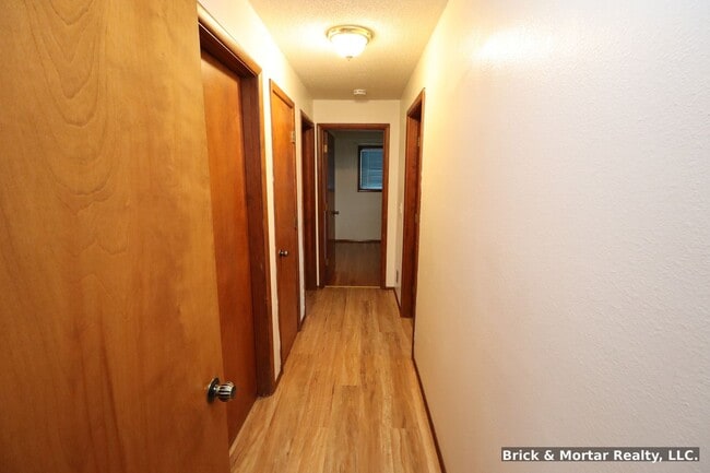 1240 Western Ave in Stayton, OR - Building Photo - Building Photo