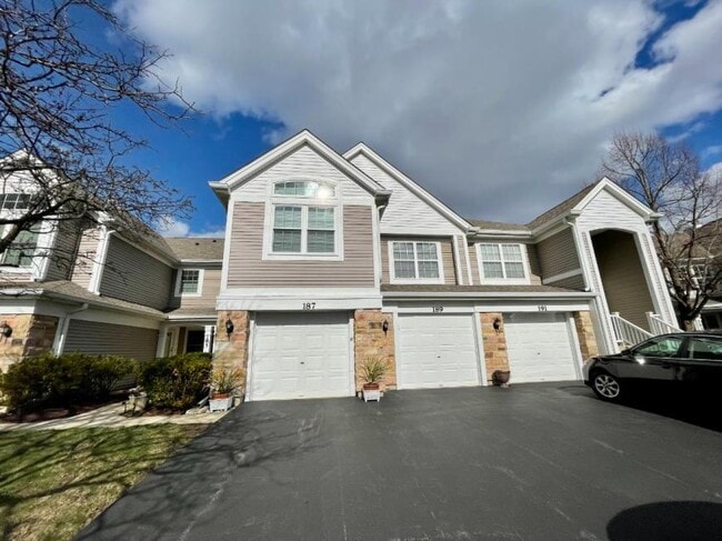 property at 189 Lenox Ct