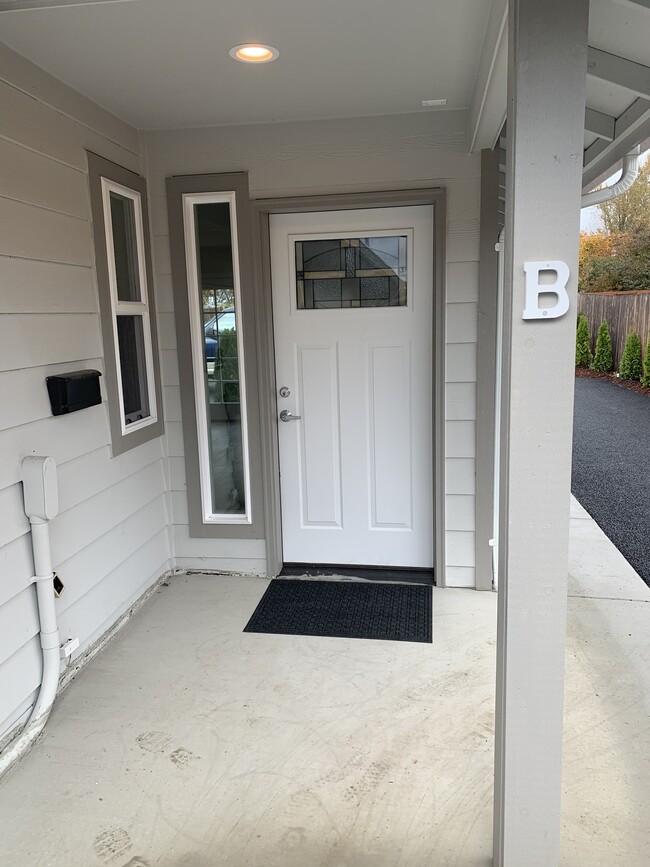 property at 619 Elizabeth St