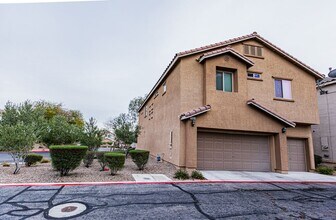 11009 Ketchikan St in Las Vegas, NV - Building Photo - Building Photo