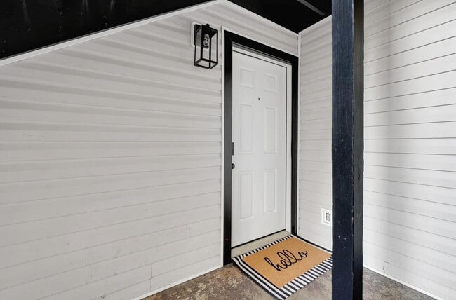 611 N Copeland St in Tallahassee, FL - Building Photo - Building Photo