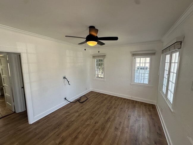 934 E Fairview Blvd in Inglewood, CA - Building Photo - Building Photo