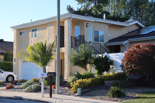 4268 Silverado Dr in Thousand Oaks, CA - Building Photo - Building Photo