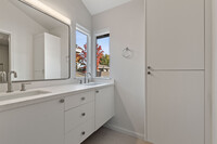 3155 Wedgewood Ct, Unit River Run Remodeled Condo in Reno, NV - Foto de edificio - Building Photo