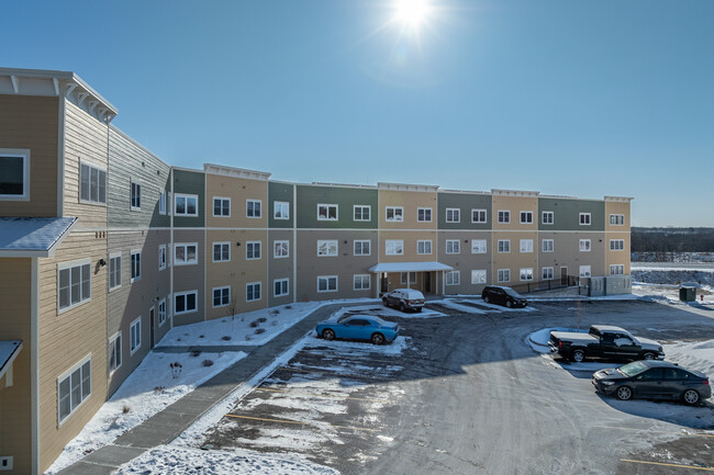 Prairie Heights in Eau Claire, WI - Foto de edificio - Building Photo