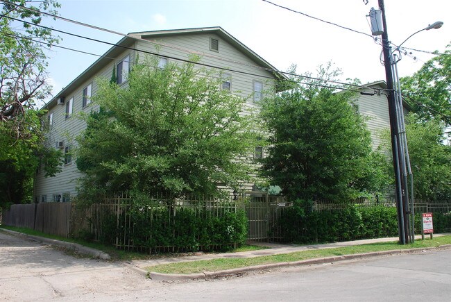 4406 Lafayette St in Dallas, TX - Foto de edificio - Building Photo