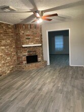 3918 Laura Leigh Dr in Friendswood, TX - Building Photo - Building Photo