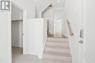 319 Cloyne Cres in Ottawa, ON - Building Photo - Building Photo