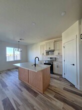 363 Eden Rose St in Wilder, ID - Building Photo - Building Photo