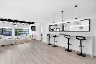 704 NE 2nd St in Pompano Beach, FL - Building Photo - Building Photo