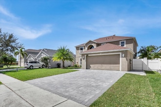 11924 Pethrick Dr in Orlando, FL - Building Photo - Building Photo
