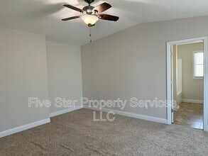 1218 Hawthorn Ct in Chatham, IL - Building Photo - Building Photo