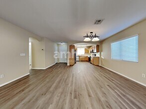 2605 S Devonna Ln in Tolleson, AZ - Foto de edificio - Building Photo