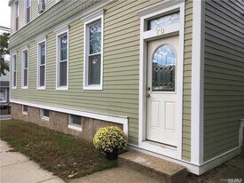 70 Central Ave in Sea Cliff, NY - Building Photo