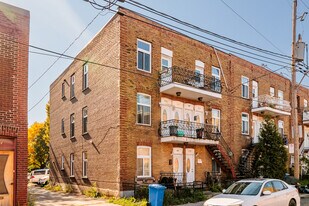 524 Régina Rue in Verdun, QC - Building Photo