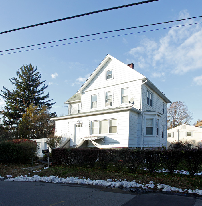 101 Pine St in Greenwich, CT - Foto de edificio