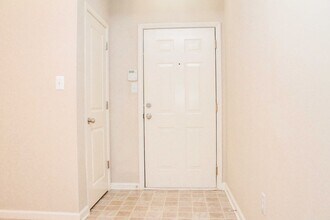 705 Walker Square in Charlottesville, VA - Building Photo - Building Photo