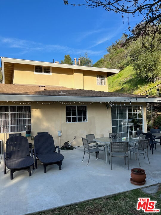 1986 Sherer Ln in Glendale, CA - Building Photo - Building Photo