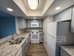 1044 Mollie Ln in Melbourne, FL - Building Photo - Building Photo